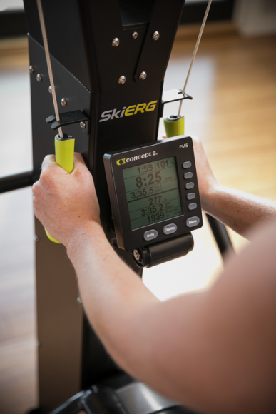 Лыжный тренажер Concept2 SkiErg PM5+подставка Лыжный тренажер Concept2 SkiErg PM5+подставка